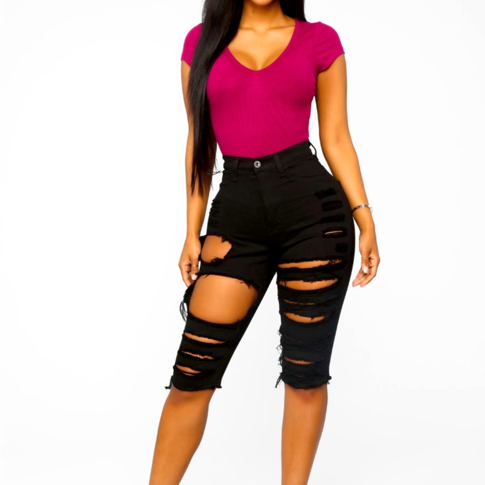 *****Brand New W/ Tag***** Wmn’s Fashion Nova “Take The High Road” Bermuda Shrts